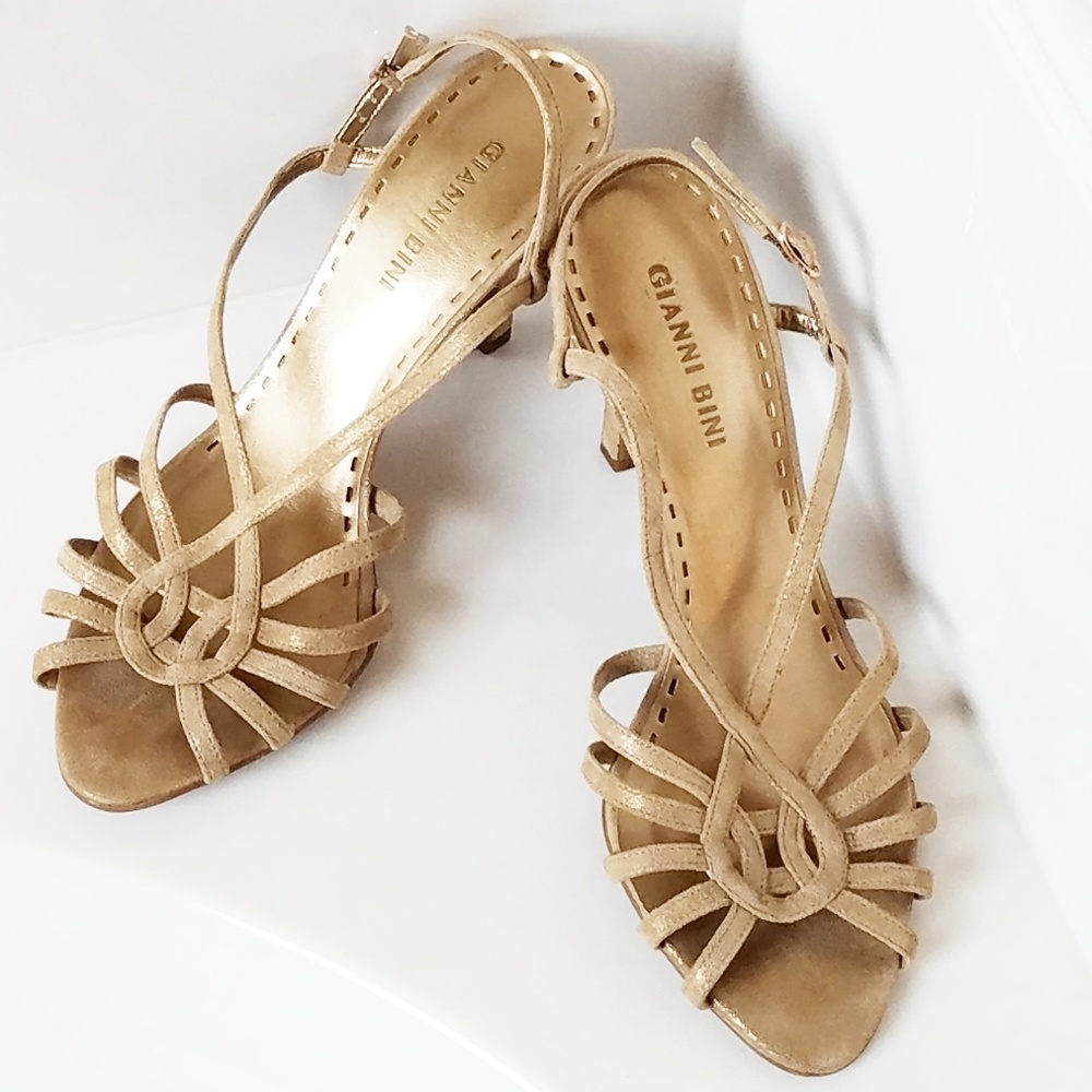 Gianni Bini heels Size 8.5